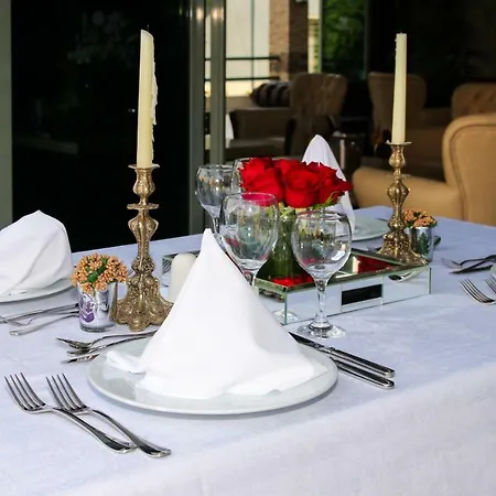 Lara Park מלון 3*